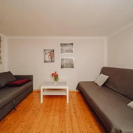 Zacisze Apartment *